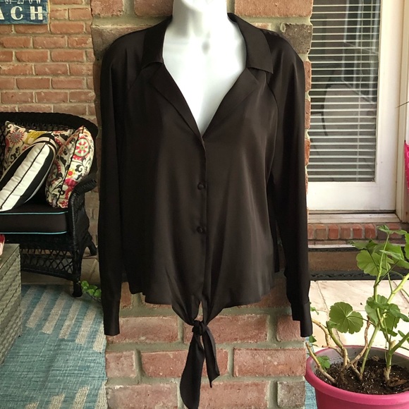 BAR III Black Dressy Button Up Tie Blouse Macy's Medium EUC - Picture 1 of 8